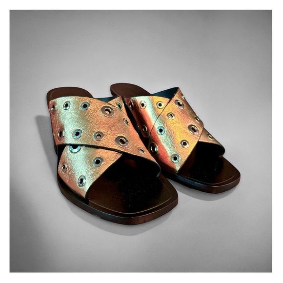 Rag & Bone Paige Sandals in Gold Grommet - Picture 6 of 16